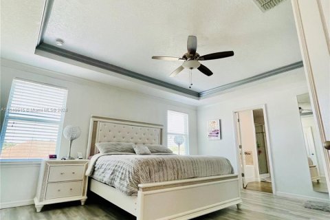Casa en venta en Port St. Lucie, Florida, 3 dormitorios, 222.78 m2 № 1035607 - foto 27