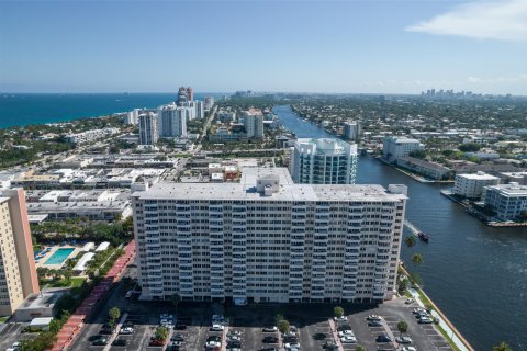 Copropriété à vendre à Fort Lauderdale, Floride: 1 chambre, 71.91 m2 № 1040632 - photo 2