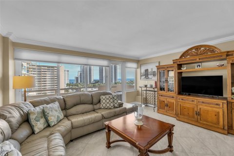 Condo in Fort Lauderdale, Florida, 1 bedroom  № 1040632 - photo 22