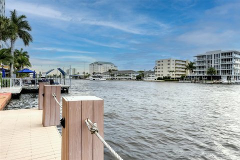 Condo in Fort Lauderdale, Florida, 1 bedroom  № 1040632 - photo 11