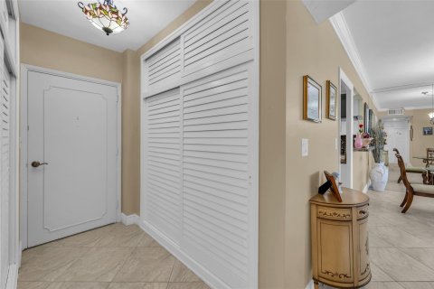 Condo in Fort Lauderdale, Florida, 1 bedroom  № 1040632 - photo 19