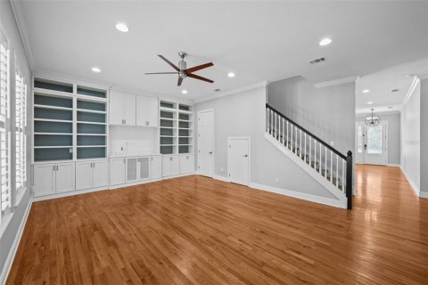 Casa en venta en Tampa, Florida, 4 dormitorios, 330.55 m2 № 1349549 - foto 12