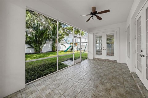 Villa ou maison à vendre à Tampa, Floride: 4 chambres, 330.55 m2 № 1349549 - photo 30