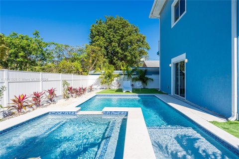 Villa ou maison à vendre à Key Largo, Floride: 4 chambres, 252.79 m2 № 1044740 - photo 8