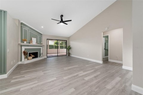 Casa en venta en Orlando, Florida, 3 dormitorios, 138.8 m2 № 1393436 - foto 3