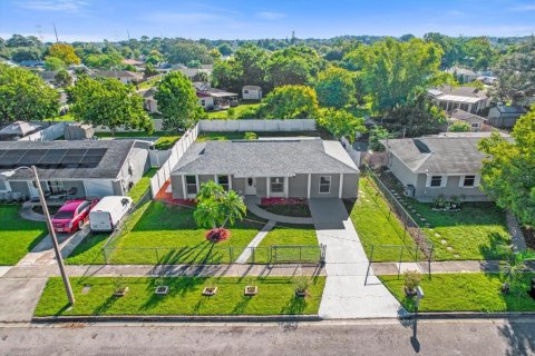 Villa ou maison à vendre à Orlando, Floride: 3 chambres, 106.84 m2 № 1393435 - photo 2