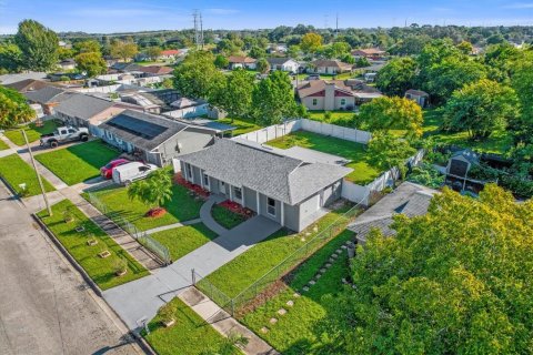 Villa ou maison à vendre à Orlando, Floride: 3 chambres, 106.84 m2 № 1393435 - photo 23