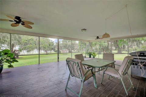 House in Lake Placid, Florida 5 bedrooms, 326.83 sq.m. № 1249415 - photo 18