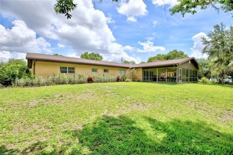 House in Lake Placid, Florida 5 bedrooms, 326.83 sq.m. № 1249415 - photo 15