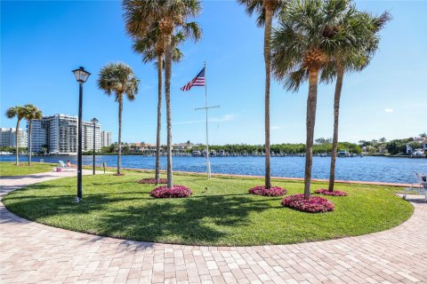 Condominio en venta en Boca Raton, Florida, 1 dormitorio, 97.55 m2 № 1050130 - foto 3