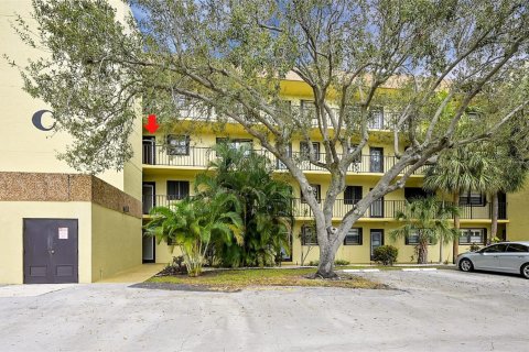 Condominio en venta en Deerfield Beach, Florida, 1 dormitorio, 67.63 m2 № 1026743 - foto 5