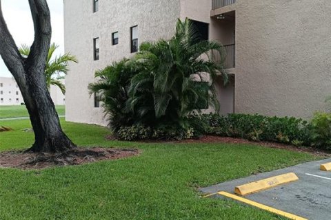 Condominio en venta en Sunrise, Florida, 2 dormitorios, 75.25 m2 № 1339751 - foto 4