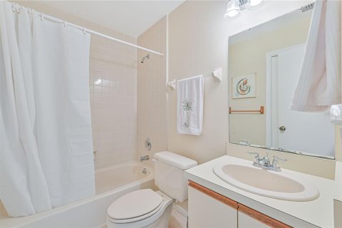 Copropriété à vendre à Punta Gorda, Floride: 2 chambres, 100.98 m2 № 1308871 - photo 26