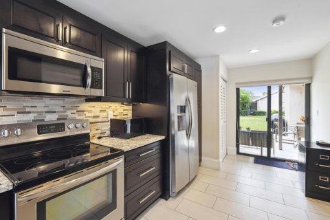 Copropriété à vendre à Deerfield Beach, Floride: 2 chambres, 109.16 m2 № 1228657 - photo 12