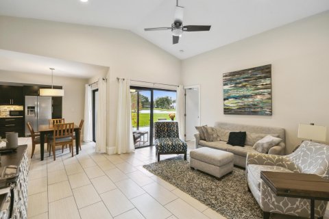 Copropriété à vendre à Deerfield Beach, Floride: 2 chambres, 109.16 m2 № 1228657 - photo 16