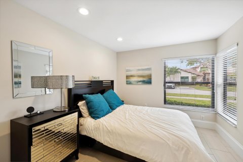 Condo in Deerfield Beach, Florida, 2 bedrooms  № 1228657 - photo 7