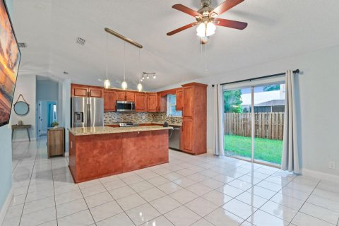 Casa en venta en Margate, Florida, 3 dormitorios, 151.06 m2 № 1228714 - foto 13