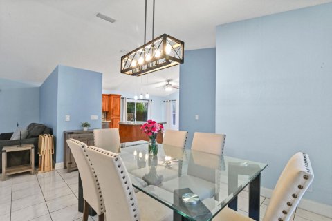 Casa en venta en Margate, Florida, 3 dormitorios, 151.06 m2 № 1228714 - foto 21