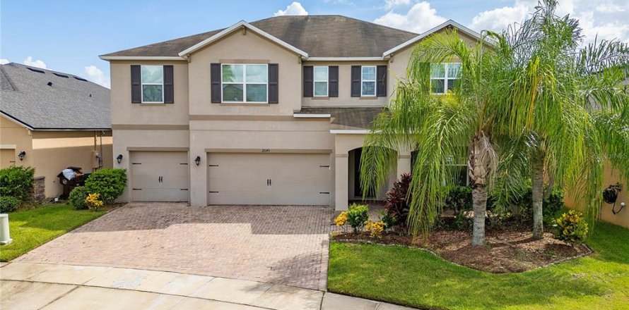 Casa en Kissimmee, Florida 5 dormitorios, 324.88 m2 № 1361765