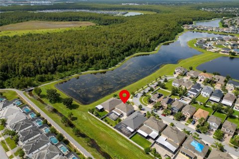 Casa en venta en Kissimmee, Florida, 5 dormitorios, 324.88 m2 № 1361765 - foto 6