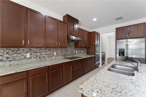 Casa en venta en Kissimmee, Florida, 5 dormitorios, 324.88 m2 № 1361765 - foto 15