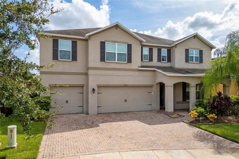 Casa en venta en Kissimmee, Florida, 5 dormitorios, 324.88 m2 № 1361765 - foto 2