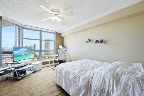 Condo in Aventura, Florida, 2 bedrooms  № 1227981 - photo 21