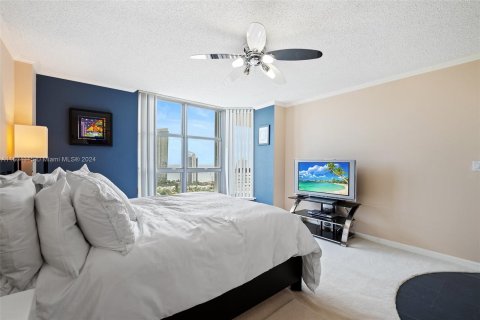 Condo in Aventura, Florida, 2 bedrooms  № 1227981 - photo 15