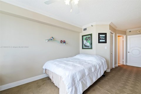 Condo in Aventura, Florida, 2 bedrooms  № 1227981 - photo 23