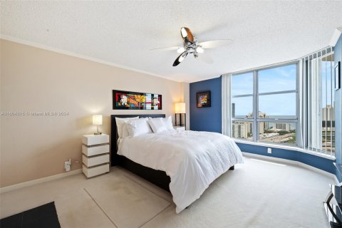 Condo in Aventura, Florida, 2 bedrooms  № 1227981 - photo 14