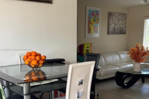 Condominio en venta en Miami, Florida, 1 dormitorio, 59.18 m2 № 1423896 - foto 6