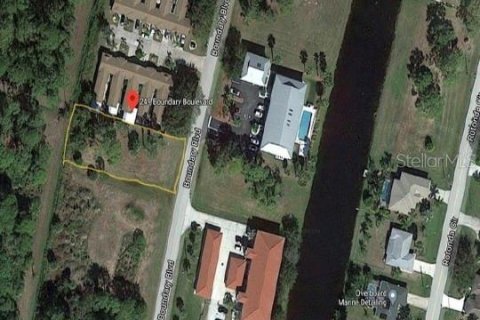 Land in Rotonda, Florida № 1032289 - photo 1