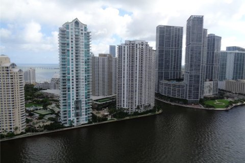 Condo in Miami, Florida, 3 bedrooms  № 1328038 - photo 21