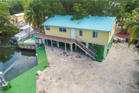 House in Tavernier, Florida 3 bedrooms, 106.84 sq.m. № 1328037 - photo 2