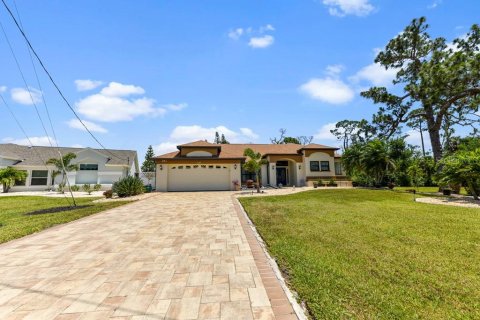 Casa en venta en Punta Gorda, Florida, 3 dormitorios, 168.43 m2 № 1164721 - foto 2