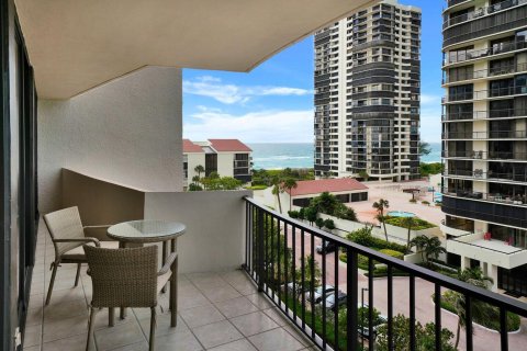 Condominio en venta en Riviera Beach, Florida, 2 dormitorios, 133.04 m2 № 1038423 - foto 20