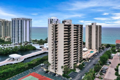 Condominio en venta en Riviera Beach, Florida, 2 dormitorios, 133.04 m2 № 1038423 - foto 8