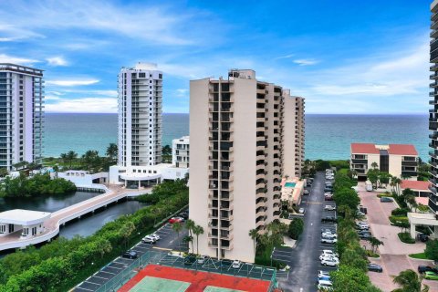 Condominio en venta en Riviera Beach, Florida, 2 dormitorios, 133.04 m2 № 1038423 - foto 9