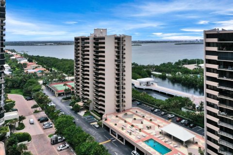 Condominio en venta en Riviera Beach, Florida, 2 dormitorios, 133.04 m2 № 1038423 - foto 26