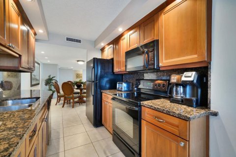 Condominio en venta en Riviera Beach, Florida, 2 dormitorios, 133.04 m2 № 1038423 - foto 21