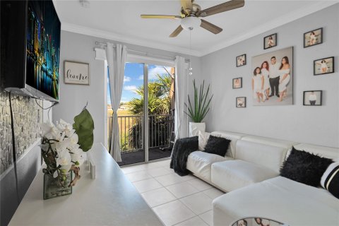 Condo in Hialeah, Florida, 2 bedrooms  № 1210287 - photo 26