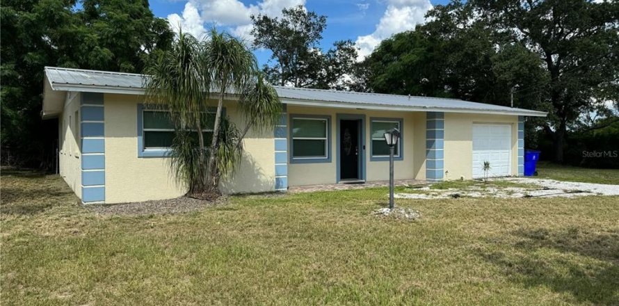 Casa en Sebring, Florida 3 dormitorios, 111.48 m2 № 1338464