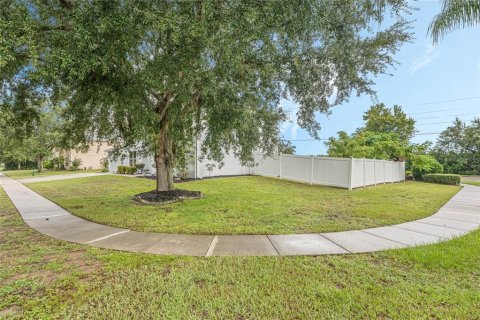 Villa ou maison à vendre à Kissimmee, Floride: 4 chambres, 221.11 m2 № 1342216 - photo 6