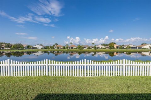 House in Trinity, Florida 4 bedrooms, 213.58 sq.m. № 1342217 - photo 19