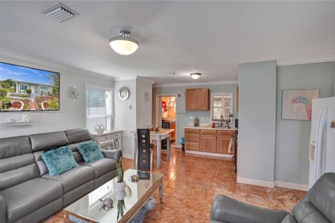 Villa ou maison à vendre à West Palm Beach, Floride: 2 chambres, 65.4 m2 № 1362389 - photo 7