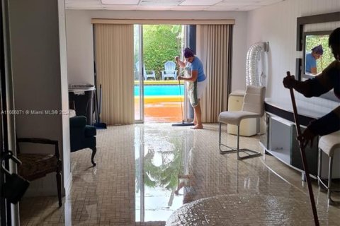 Condominio en venta en Miami, Florida, 2 dormitorios № 1381582 - foto 16