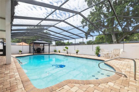 Casa en venta en Tampa, Florida, 3 dormitorios, 192.12 m2 № 1349961 - foto 13