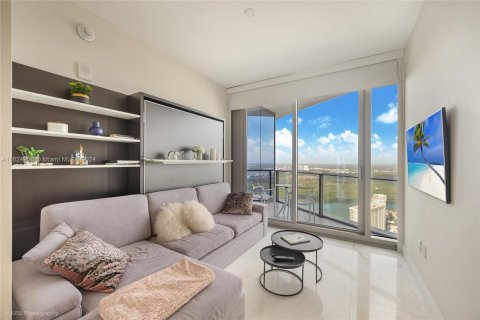 Condo in Sunny Isles Beach, Florida, 2 bedrooms  № 1271451 - photo 9