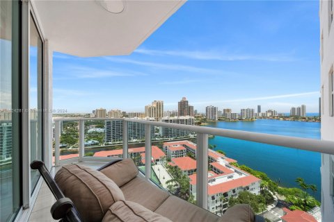 Condo in Aventura, Florida, 4 bedrooms  № 1271347 - photo 28