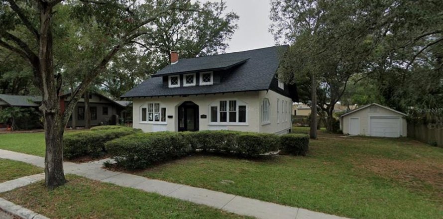 House in Tampa, Florida 4 bedrooms, 257.71 sq.m. № 1428754